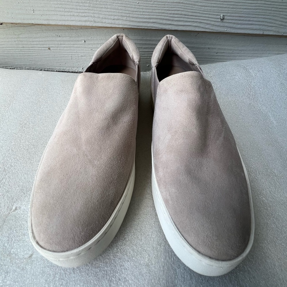 Vince Women's Warren Platform Skate  Sneaker Slip-On Suede Shoes - Tan size 8.5